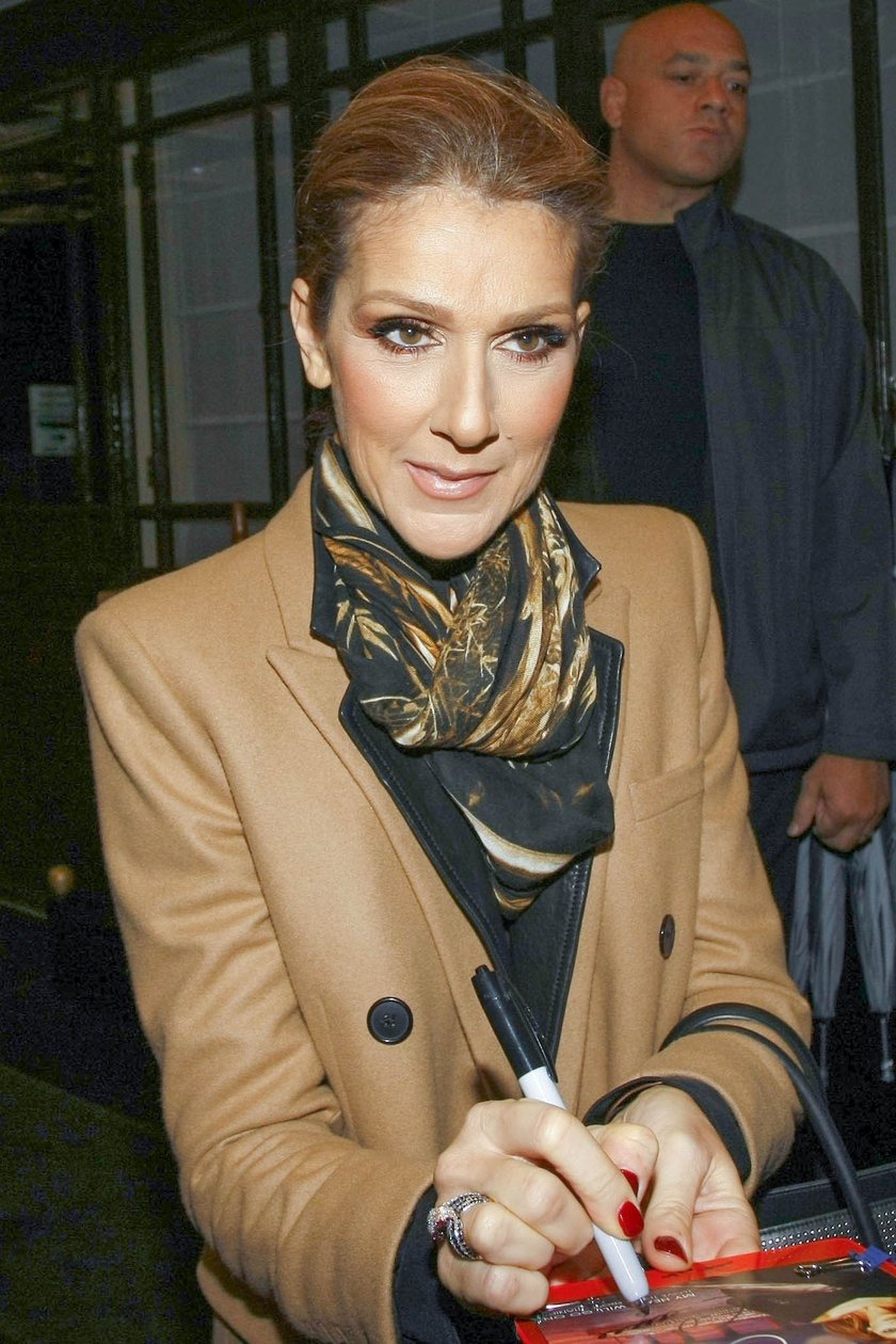 Szok! Celine Dion zawiesza karierę przez raka gardła!