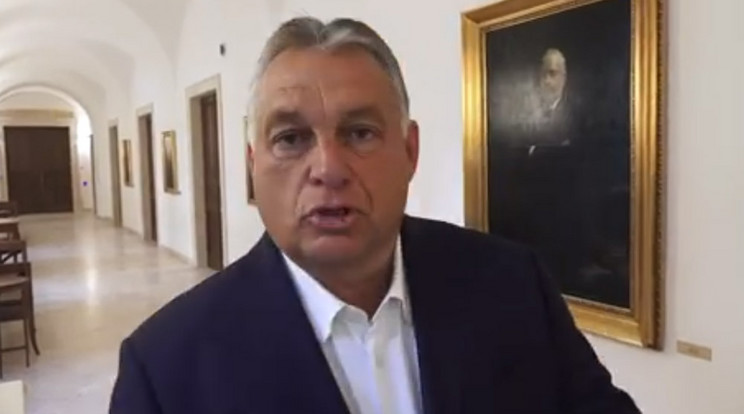 Orbán Viktor Facebook-oldalán jönnek sorra a bejelentések 