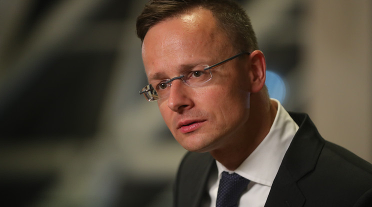 Szijjártó Péter: Guy Verhofstadt "rosszindulatú, kártékony ember" /Fotó: Varga Imre