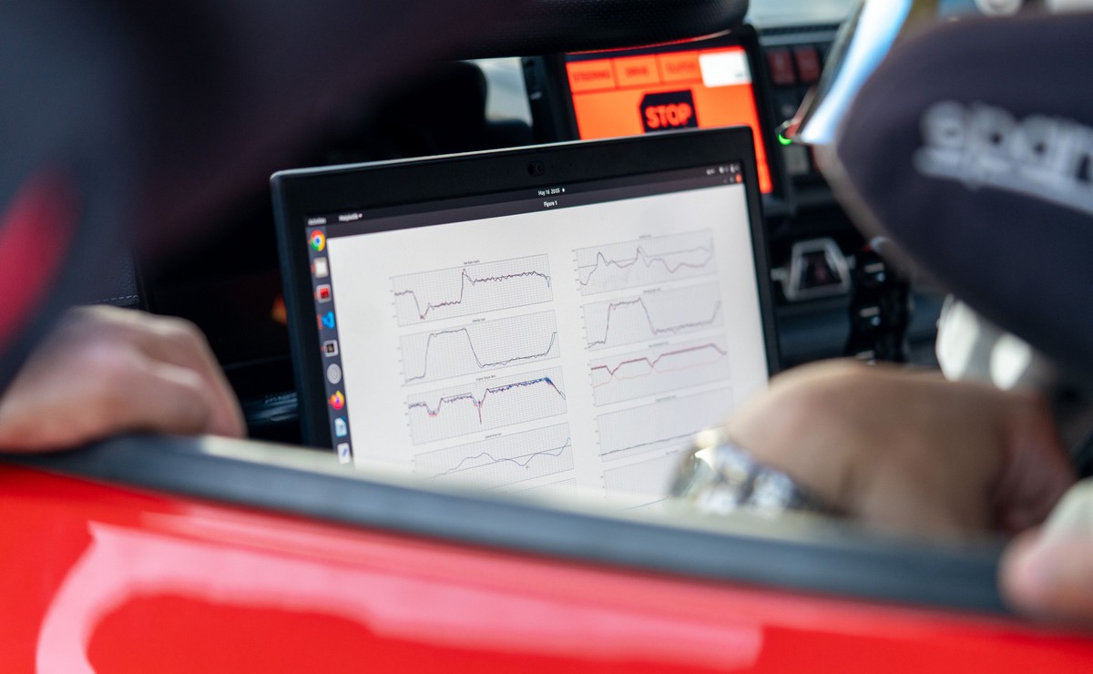 Toyota ogłasza przełom. Samochód w poślizgu uratuje przed wypadkiem