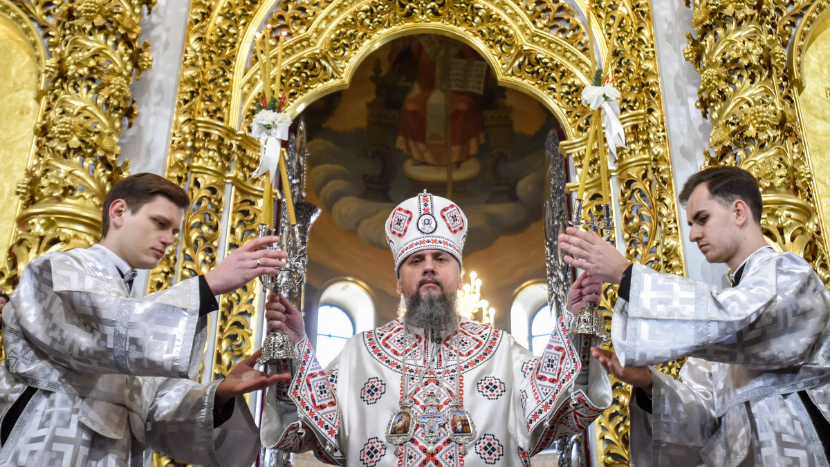 Ukraińska Cerkiew Prawosławna przejmuje od Rosjan kijowską Ławrę Peczerską