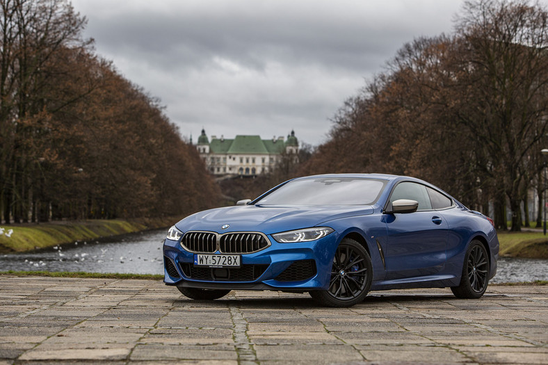 BMW M850i xDrive - co tak naprawdę potrafi topowy wariant BMW M850i?