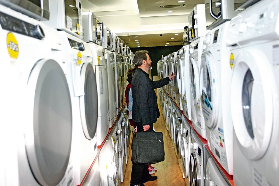 Kupuje se i polovna bela tehnika i nameštaj 