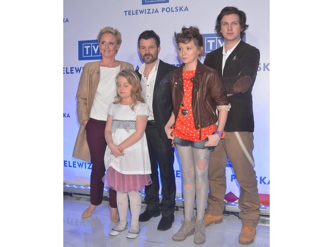 Aktorzy z obsady serialu 'Ja to mam szczęście', który od 7 marca zagości na antenie TVP2