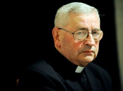 Pieronek o postawie Radia Maryja: Paskudna