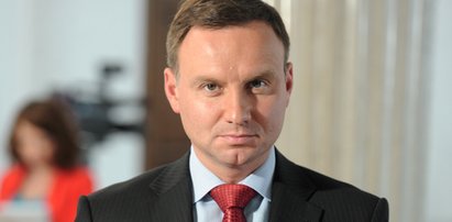 "To było pod kontrolą służb specjalnych". Duda o ujawnieniu zdjęć