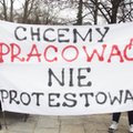 "Nie chcemy, żeby nas wykluczano", "absurd i niesprawiedliwość". Hotelarze z Warmii i Mazur demonstrowali przed KPRM