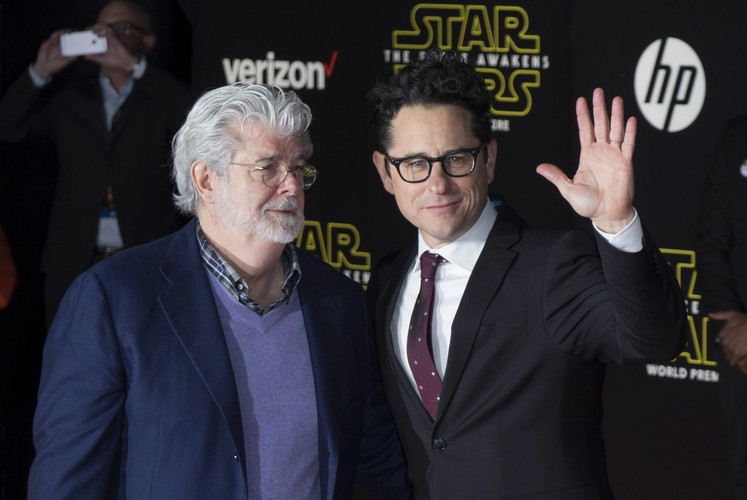George Lucas i J.J. Abrams na premierze 'Gwiezdnych wojen: Przebudzenia Mocy'