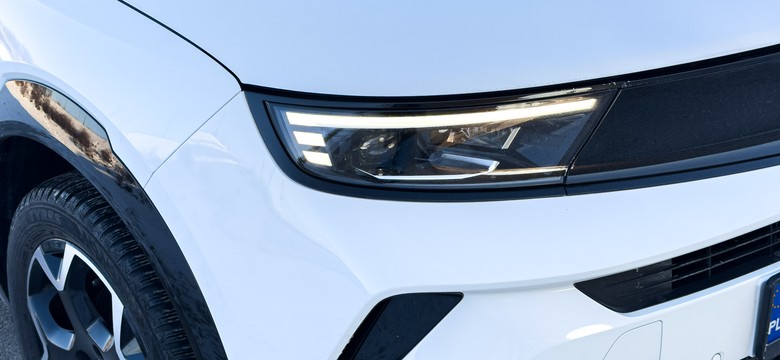 Tani SUV spala 4,8 l/100 km bez hybrydy. Cena? Zapomnij o "chińczykach"