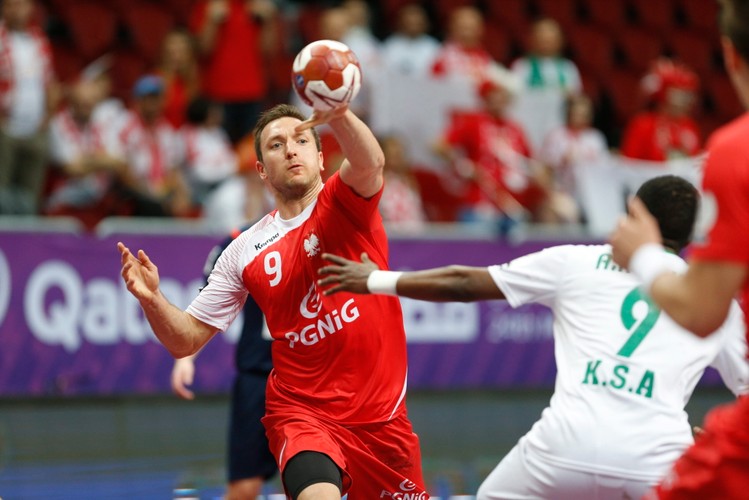 MŚ piłkarzy ręcznych: Polacy zmarnowali aż 6 rzutów karnych, ale wygrali