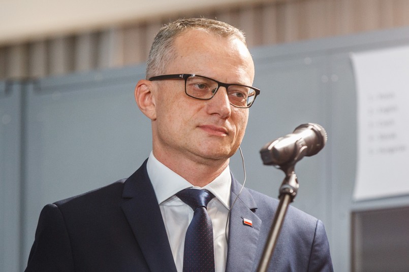 Magierowski odniósł się do współpracy gospodarczej z Chinami w ramach projektu Nowego Jedwabnego Szlaku, która - jak zaznaczył - obejmować może nie tylko chińskie inwestycje bezpośrednie w Polsce, ale i udział polskich firm w inwestycjach np. w Azji Środkowej.