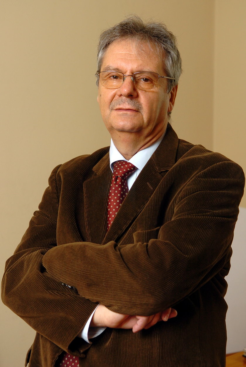 Prof. Piotr Kruszyński