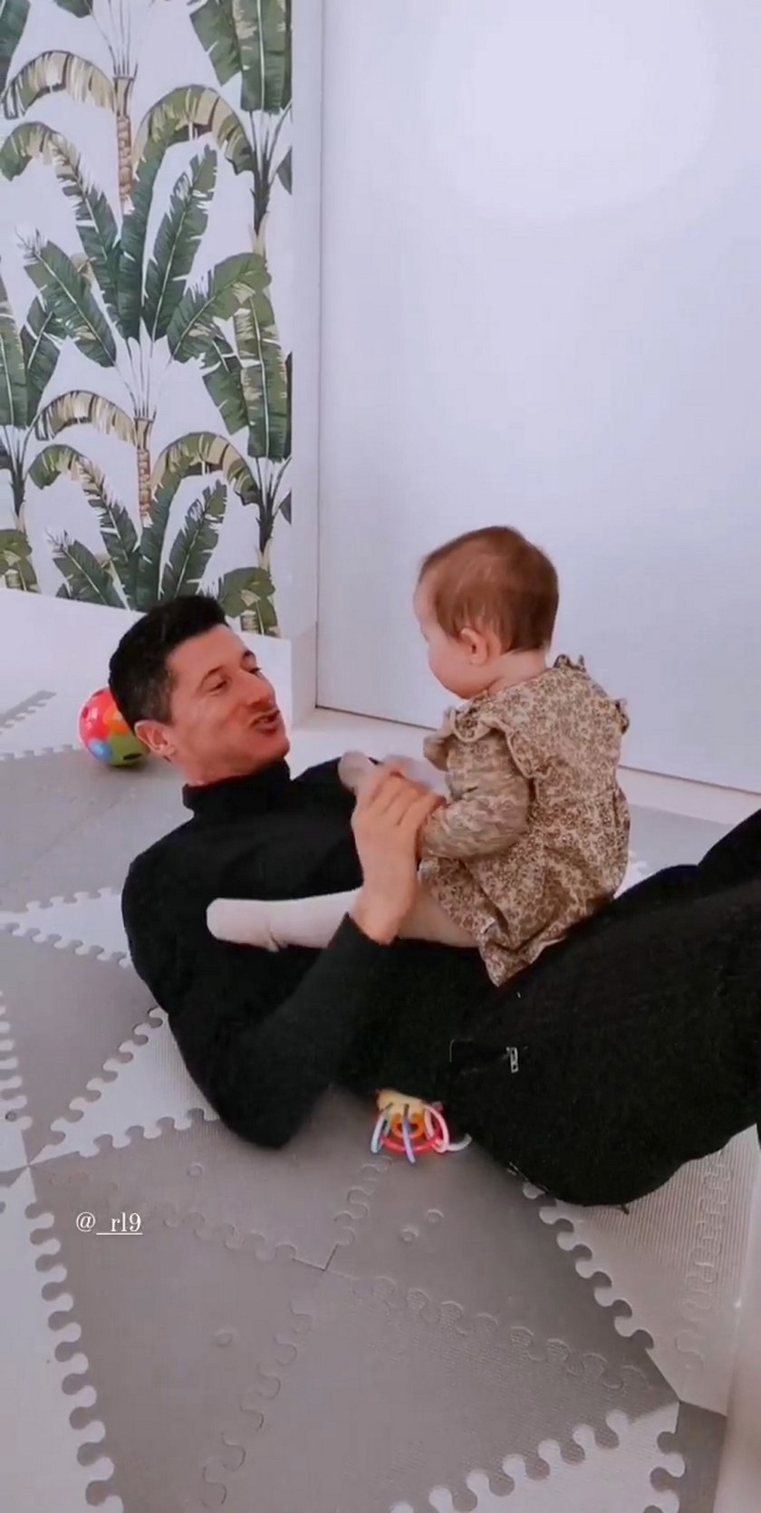 Robert Lewandowski z córką