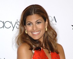 Piękna Eva kochanką gangstera