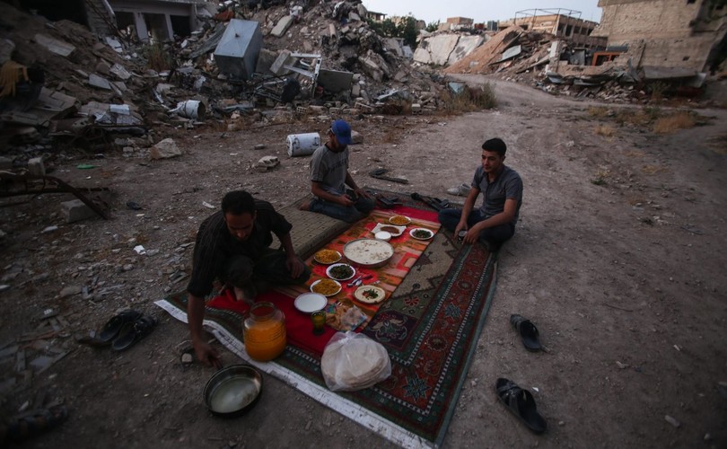 SYRIA. RAMADAN NA GRUZACH DAMASZKU