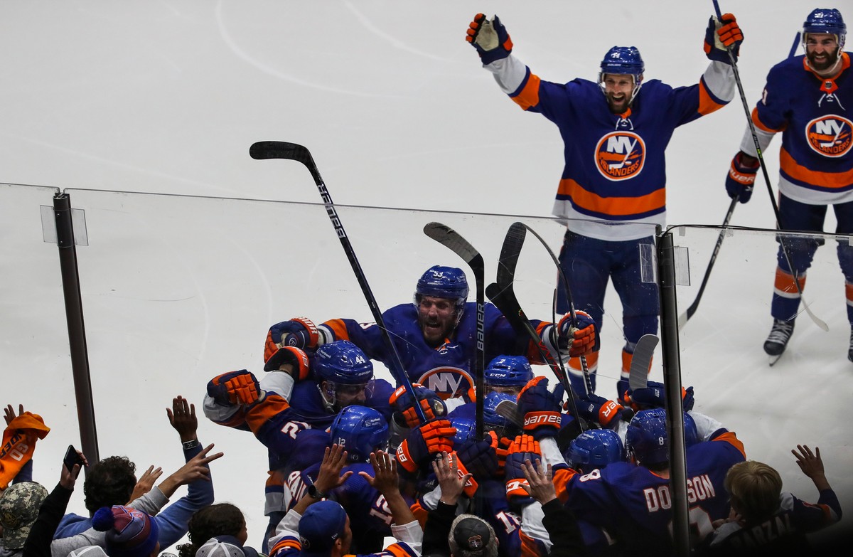 Radość hokeistów New York Islanders
