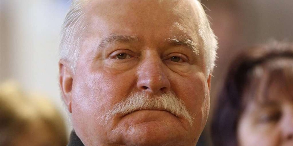 Wałęsa przyznał się, że podpisał lojalkę bezpieki!