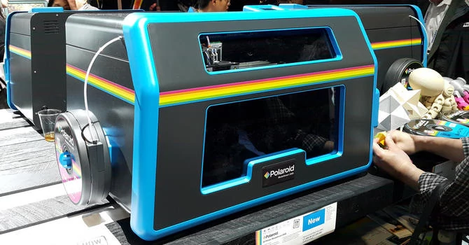 Polaroid ModelSmart 250s - prosta w obsłudze drukarka 3D na stoisku w Vegas