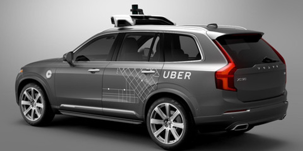 Uber testuje autonomiczne Volvo XC90