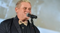 Kazik Staszewski 'przestał być warszawiakiem', a w sieci wrze. Tak się tłumaczy