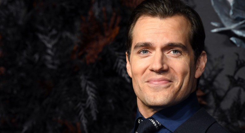 Henry Cavill Just Posted a Mysterious Gym Selfie