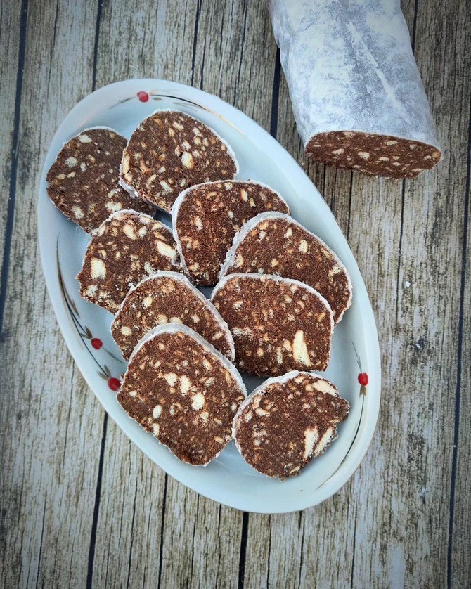 Slatka salama sa keksom