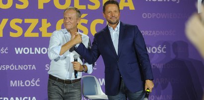 Tusk czy Trzaskowski? Stylistka ocenia wizerunki liderów PO. Który wypada lepiej?