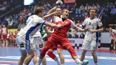 me piłkarzy ręcznych. polscy szczypiorniści przegrali mecz o wszystko