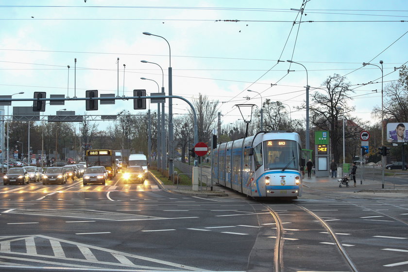 Tramwaje mają pierwszeństwo