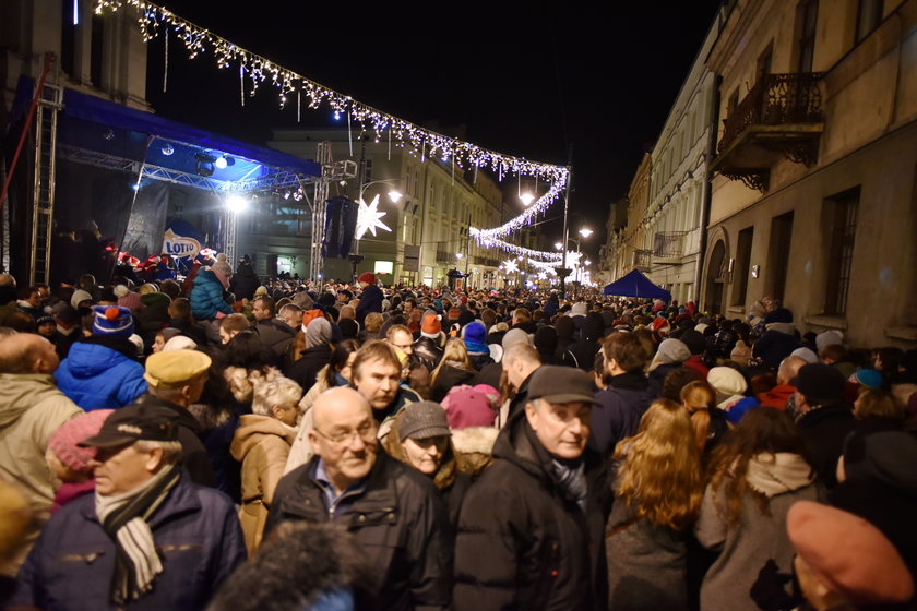 Piotrkowska świątecznie rozświetlona 