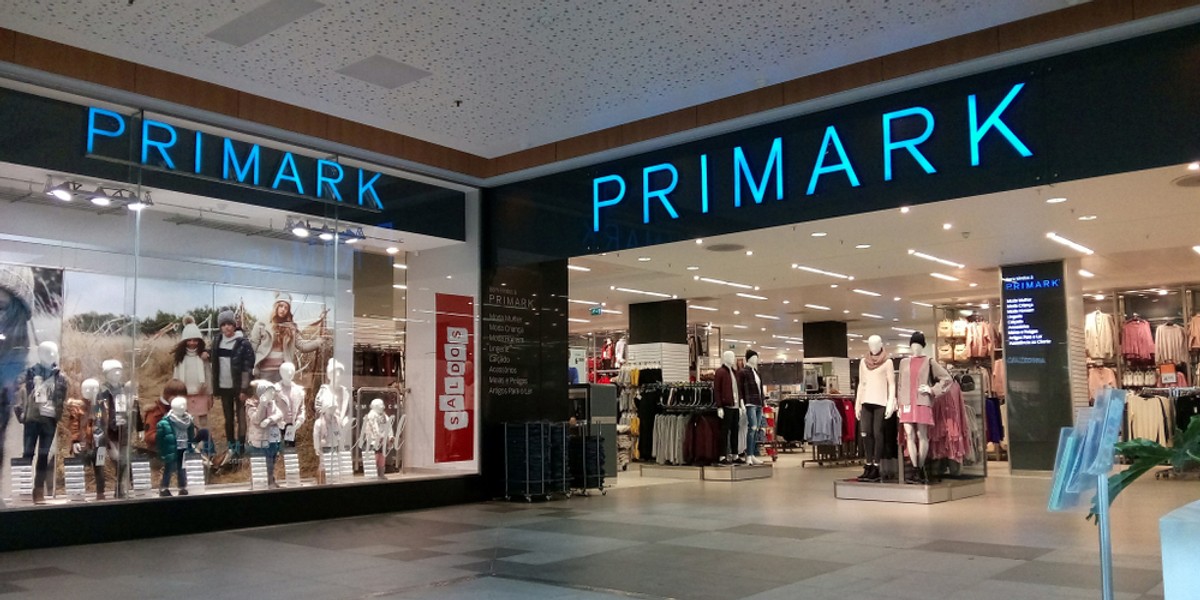 Primark wejdzie do Polski. Pierwszy sklep ma zostać otwarty w budowanej Galerii Młociny w Warszawie - pisze "Puls Biznesu"