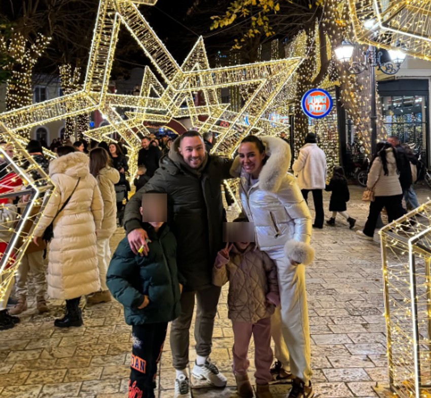 Jodžir podelio fotografiju sa porodicom