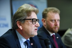 'Nie możemy sobie pozwolić, żeby darmowo szczepić cudzoziemców'