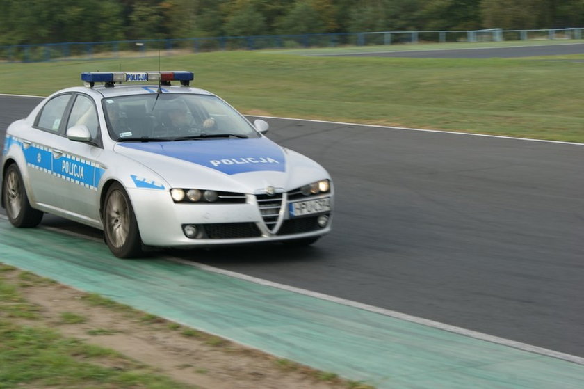 Policjanci szkolili jazdę na Torze Poznań