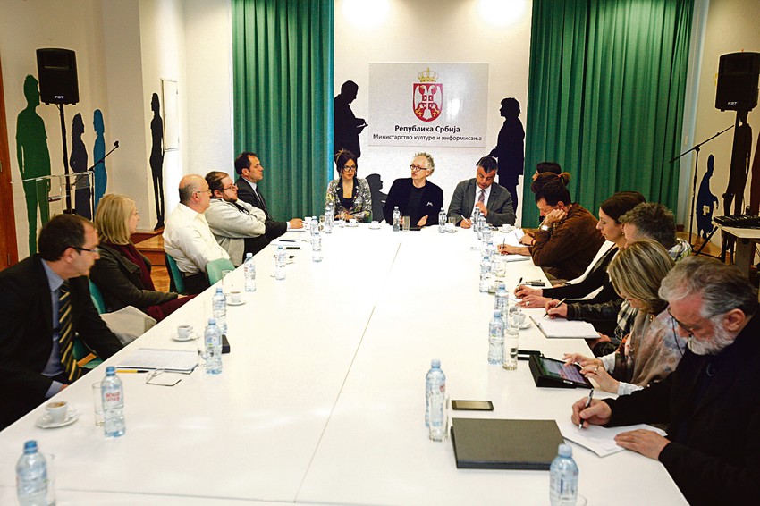 Sastanak kod
Tasovca: Ministar i
članovi komisija