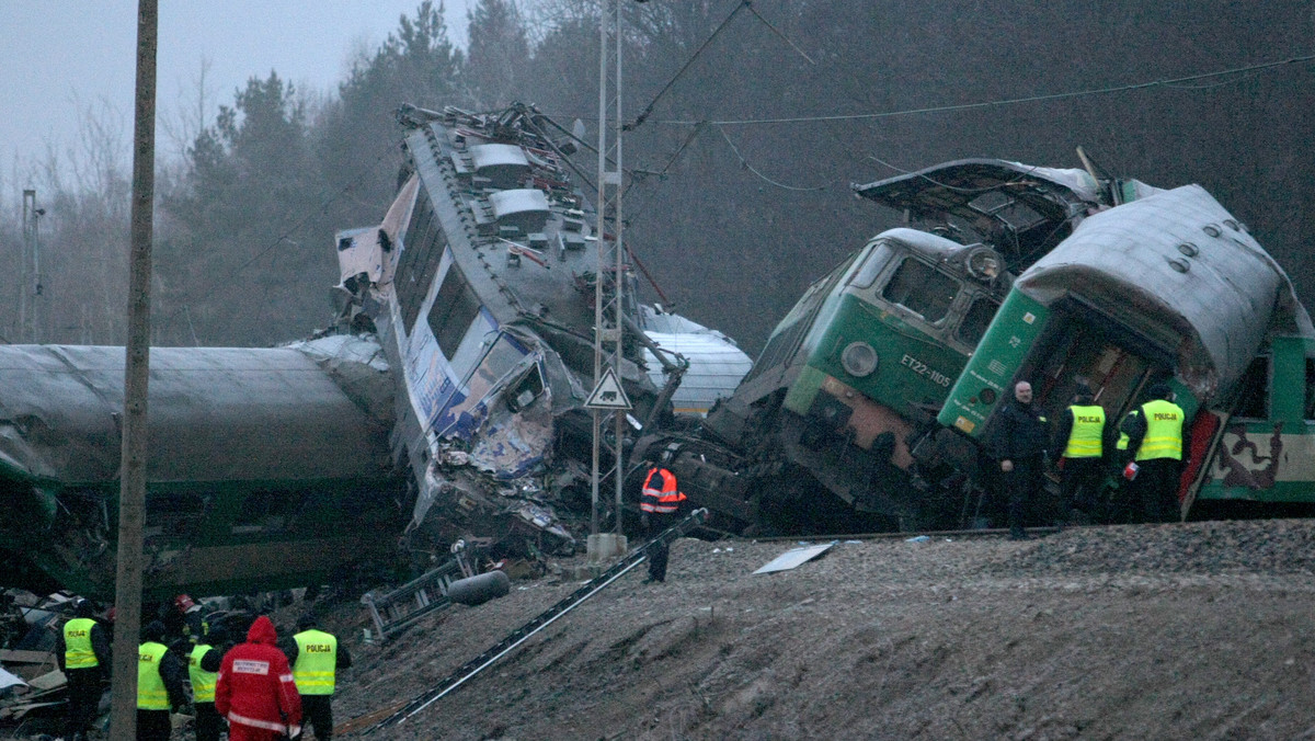 Miejsce katastrofy kolejowej w Szczekocinach, fot. PAP/Piotr Polak