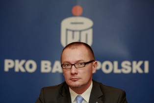 Bartosz Drabikowski z PKO BP: Urzędnik, który zdał egzamin z bankowości