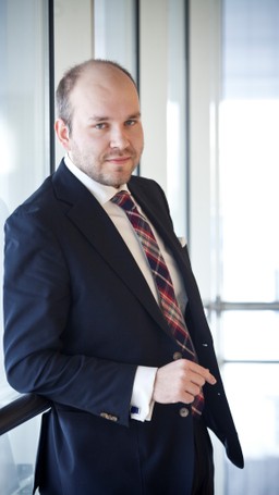 Słowik: Po dwóch stronach szczepionkowego muru [OPINIA]