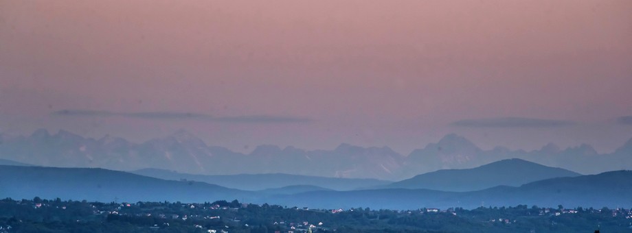 W ciągu ostatniego roku w żadnym innym polskim mieście mieszkania nie zdrożały tak bardzo, jak w Krakowie. Jednak w całej Polsce tzw. Bezpieczny Kredyt 2 proc. podziałał na ceny mieszkań jak paliwo rakietowe.