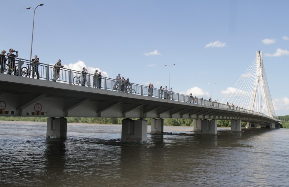 WARSZAWA POWÓDŹ MOST ŚWIĘTOKRZYSKI