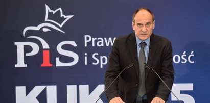 Kukiz przestaje głosować z PiS? "Przez miesiąc poradzimy sobie"