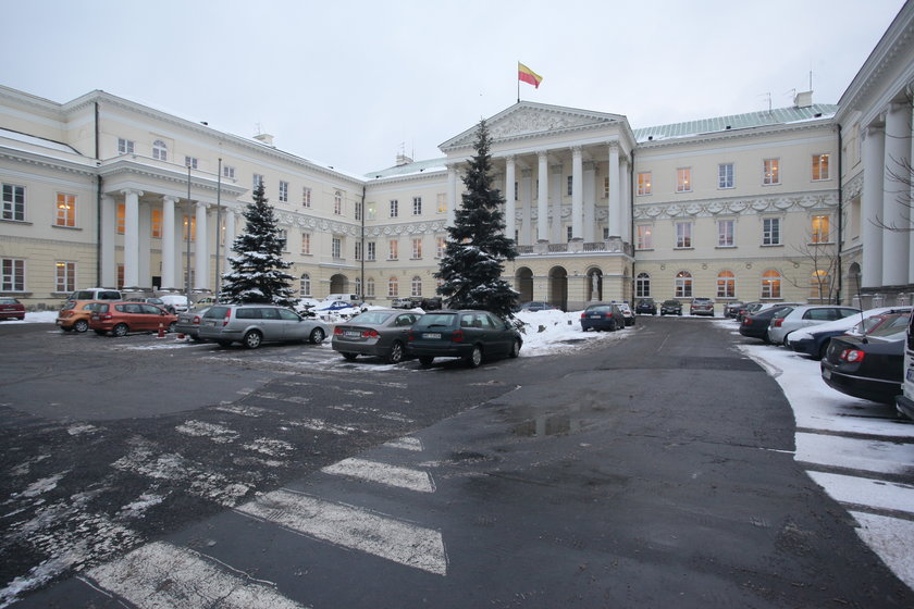 Prześwietliliśmy majątek nowego wojewody mazowieckiego, Zdzisława Sipiery