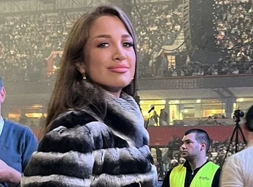 Pevač pozvao Milicu Jokić da mu bude specijalni gost, a onda se predomislio u zadnjem trenutku - njena reakcija ZATEKLA JAVNOST! 