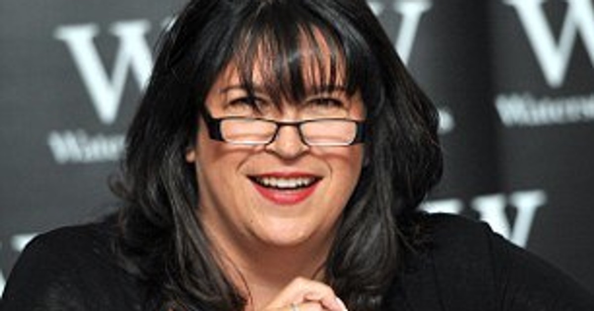 e l james net worth 2023