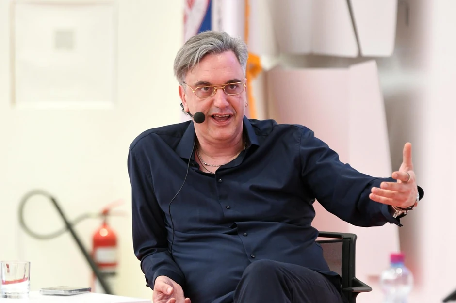 - BizChat je novi digitalni servis koji je potpuno na bazi veštačke inteligencije