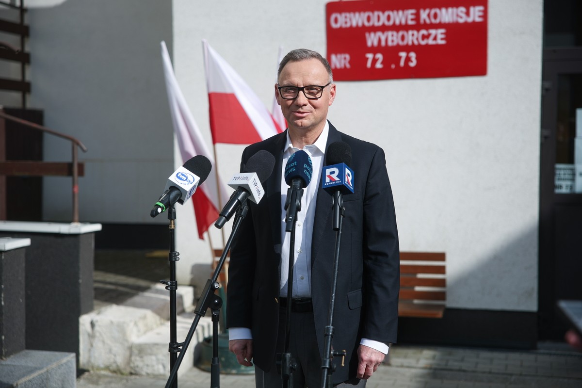 prezydent Andrzej Duda podpisał podwyżkę zasiłku pogrzebowego