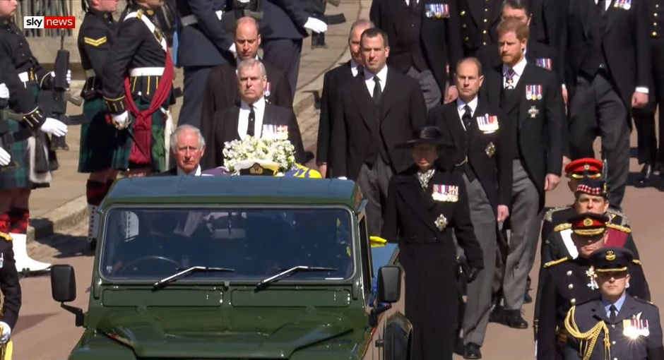 Princ Filip, sahrama