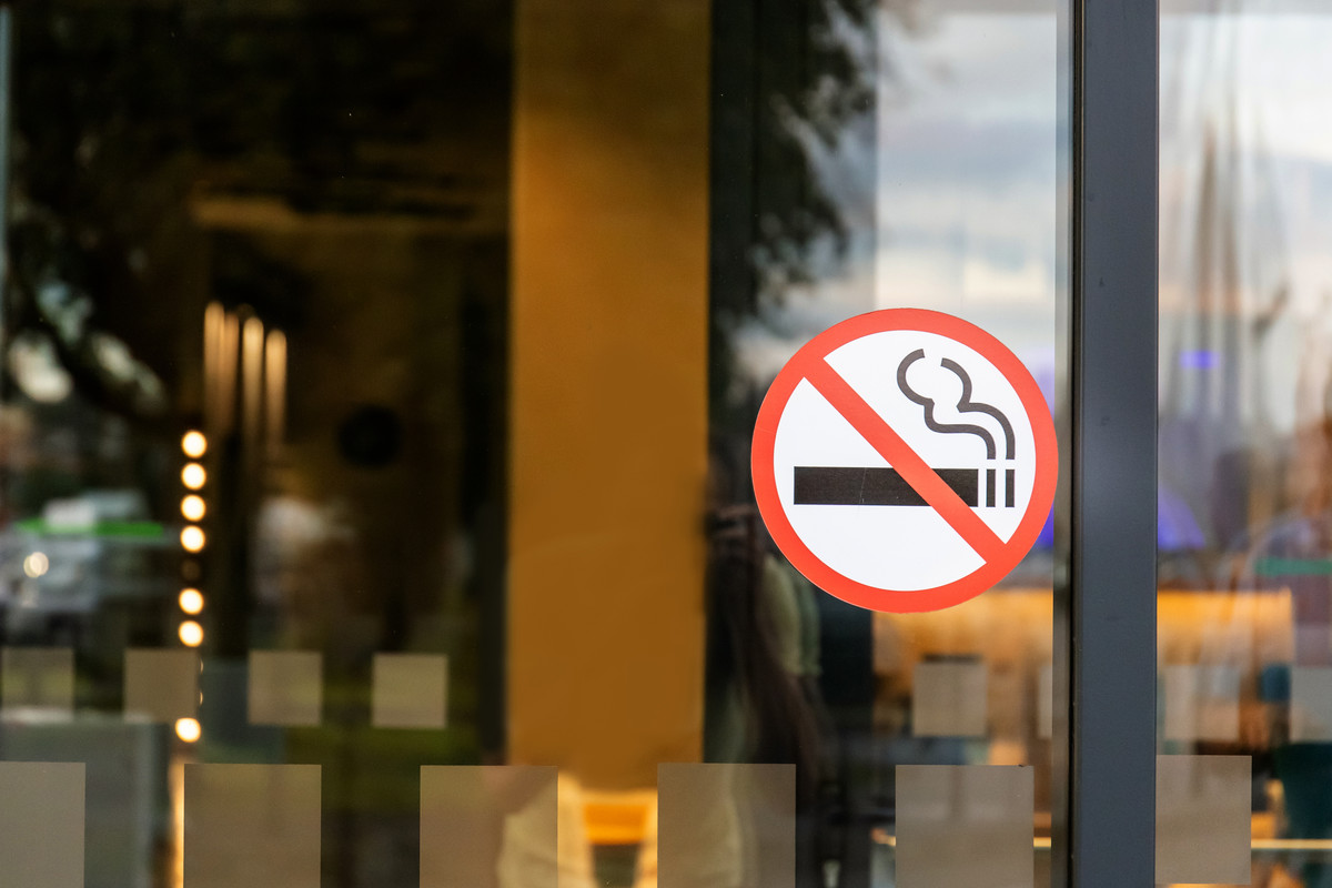 Kolejny kraj w Europie wprowadzi zakaz sprzedaży papierosów w dużych sklepach