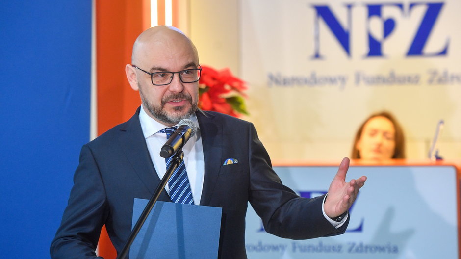 Prezes NFZ Filip Nowak