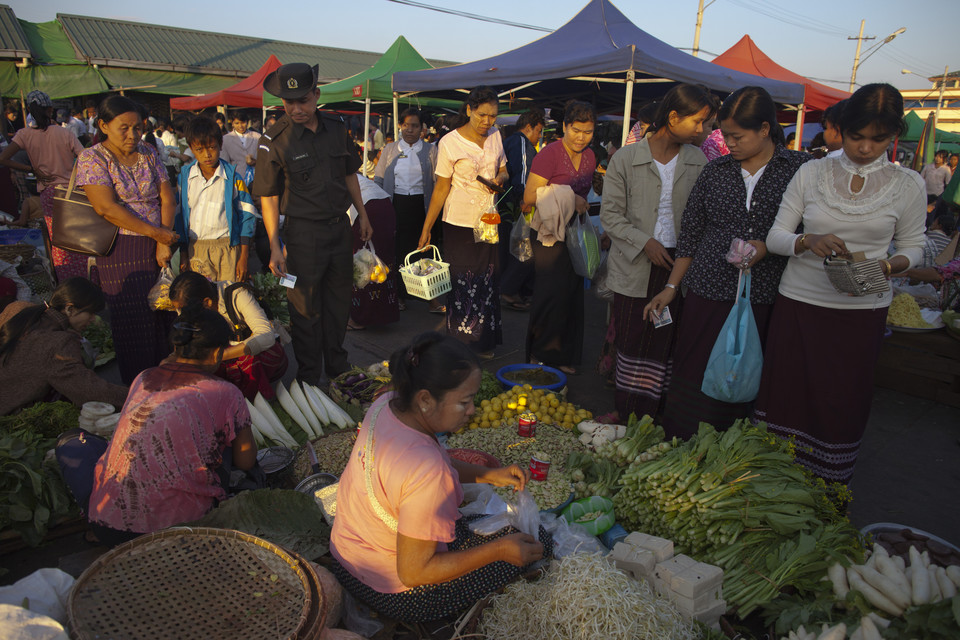 Naypyidaw, targ